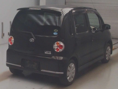 DAIHATSU MOVE LATTE
