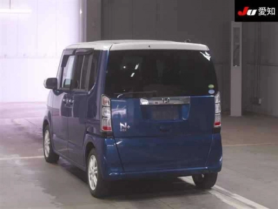 HONDA N BOX +