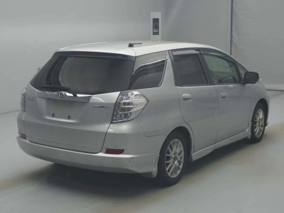 HONDA FIT SHUTTLE HYBRID