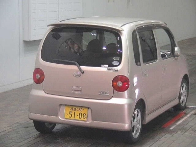 DAIHATSU MOVE LATTE