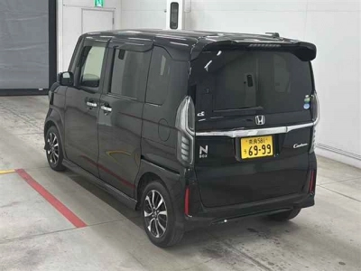 HONDA N BOX CUSTOM