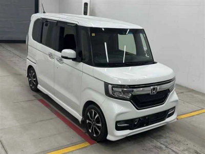 HONDA N BOX CUSTOM