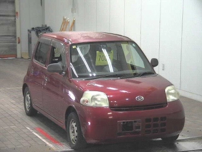 DAIHATSU ESSE