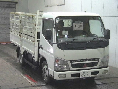MITSUBISHI CANTER