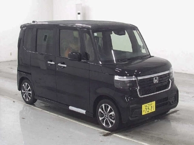 HONDA N BOX CUSTOM