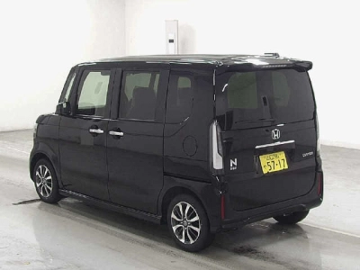 HONDA N BOX CUSTOM