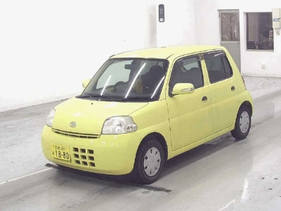 DAIHATSU ESSE