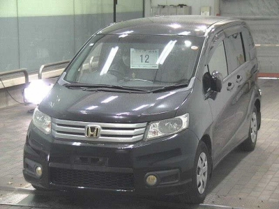 HONDA FREED SPIKE