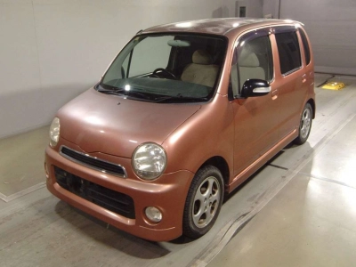 DAIHATSU MOVE LATTE