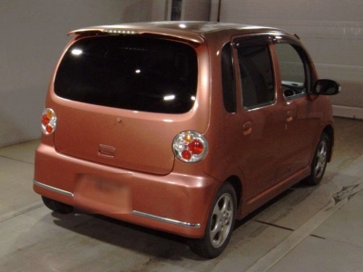 DAIHATSU MOVE LATTE