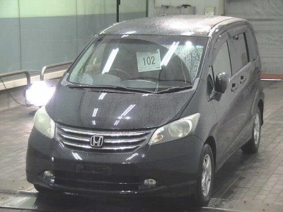 HONDA FREED