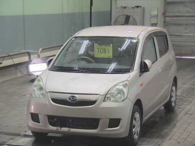DAIHATSU MIRA