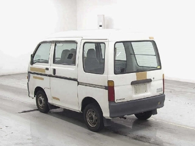 DAIHATSU HIJET VAN