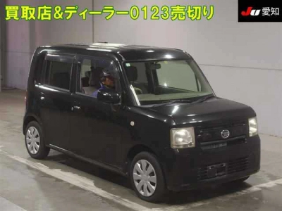 DAIHATSU MOVE CONTE