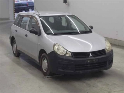 MITSUBISHI LANCER CARGO