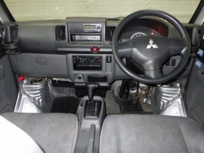 MITSUBISHI MINICAB