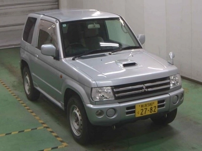 MITSUBISHI PAJERO MINI