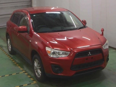 MITSUBISHI RVR