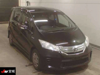 HONDA FREED