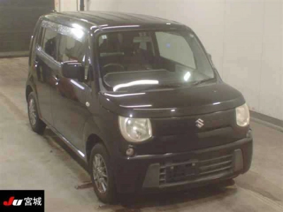SUZUKI MRWAGON