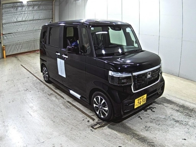 HONDA N BOX CUSTOM