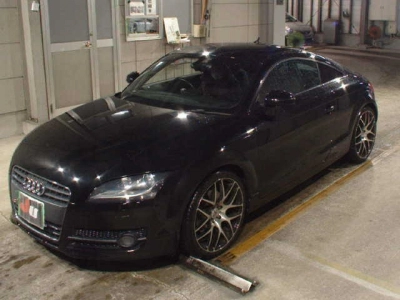 AUDI TT