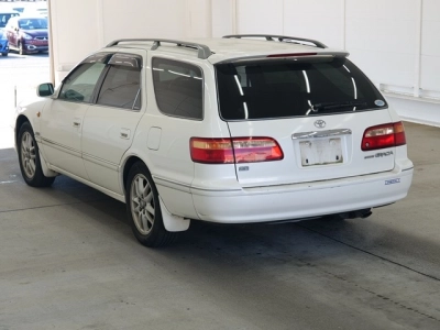 TOYOTA CAMRY GRACIA