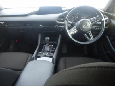 MAZDA MAZDA3 FASTBACK