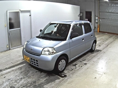 DAIHATSU ESSE