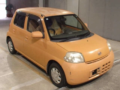 DAIHATSU ESSE
