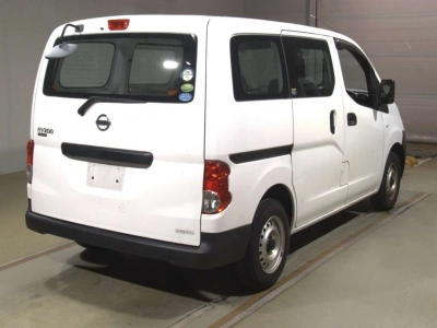 NISSAN NV200 VANETTE VAN