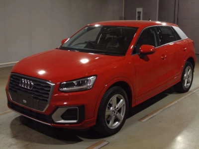 AUDI Q2