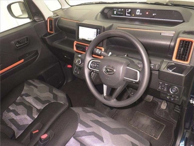 DAIHATSU TANTO FUN CROSS