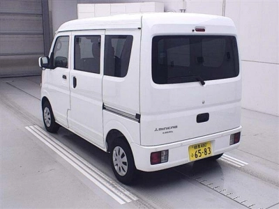 MITSUBISHI MINICAB