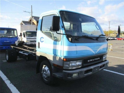 MITSUBISHI CANTER