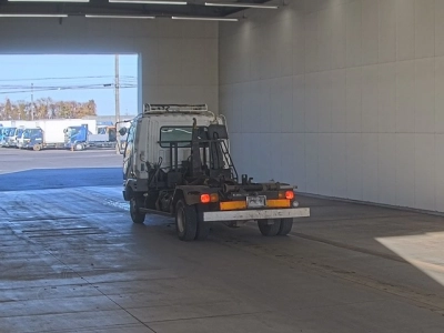 MITSUBISHI FUSO FIGHTER