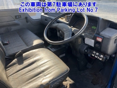 MITSUBISHI CANTER