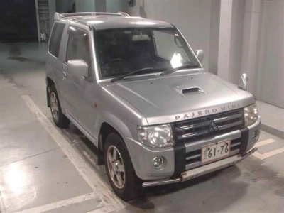 MITSUBISHI PAJERO MINI