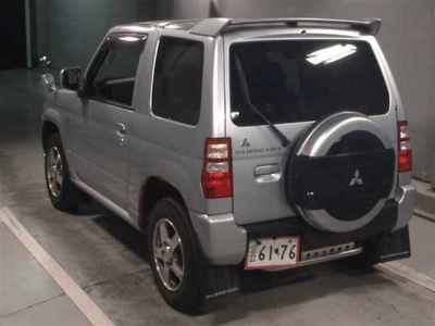 MITSUBISHI PAJERO MINI