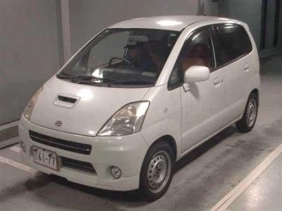 SUZUKI MRWAGON