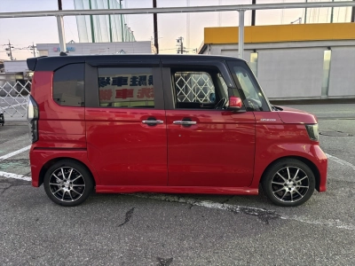 HONDA N BOX CUSTOM