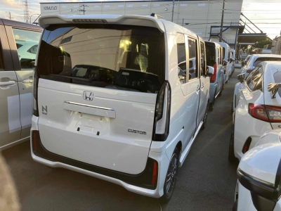 HONDA N BOX CUSTOM