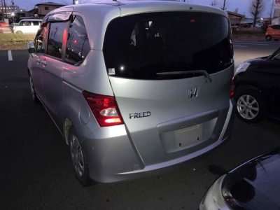 HONDA FREED