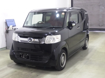 HONDA N-BOX SLASH