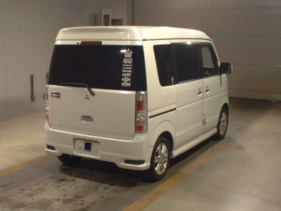 MITSUBISHI TOWN BOX