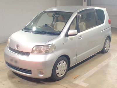 TOYOTA PORTE