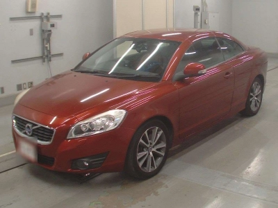 VOLVO C70