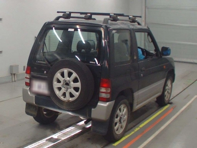 MITSUBISHI PAJERO MINI