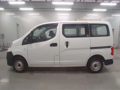 NISSAN NV200 VANETTE VAN