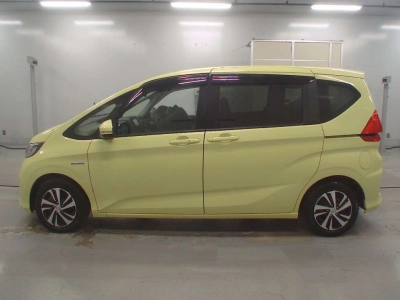 HONDA FREED + HYBRID